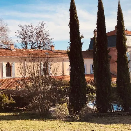 Chapelle En Soie 3* Taulignan